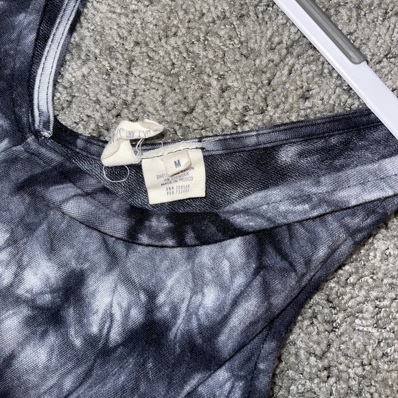 Tie dye romper - Picture 3 of 3